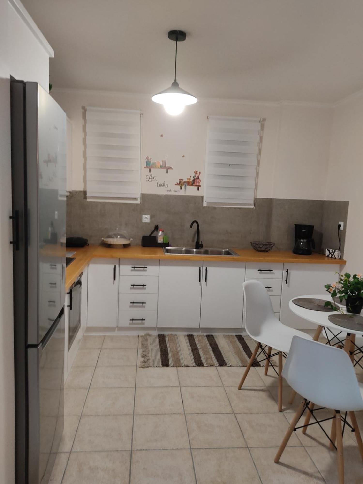 Rania'S House Apartment เอยิโอ ภายนอก รูปภาพ
